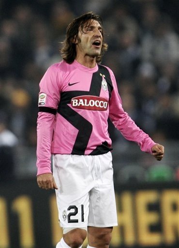 英超焦点战：利物浦主场迎战热刺,