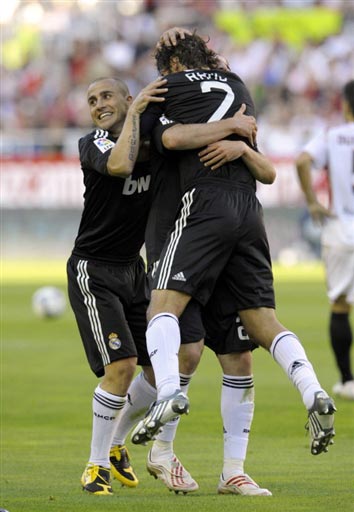 斯洛伐克1-0北爱尔兰，托马斯-博贝塞克一击制胜