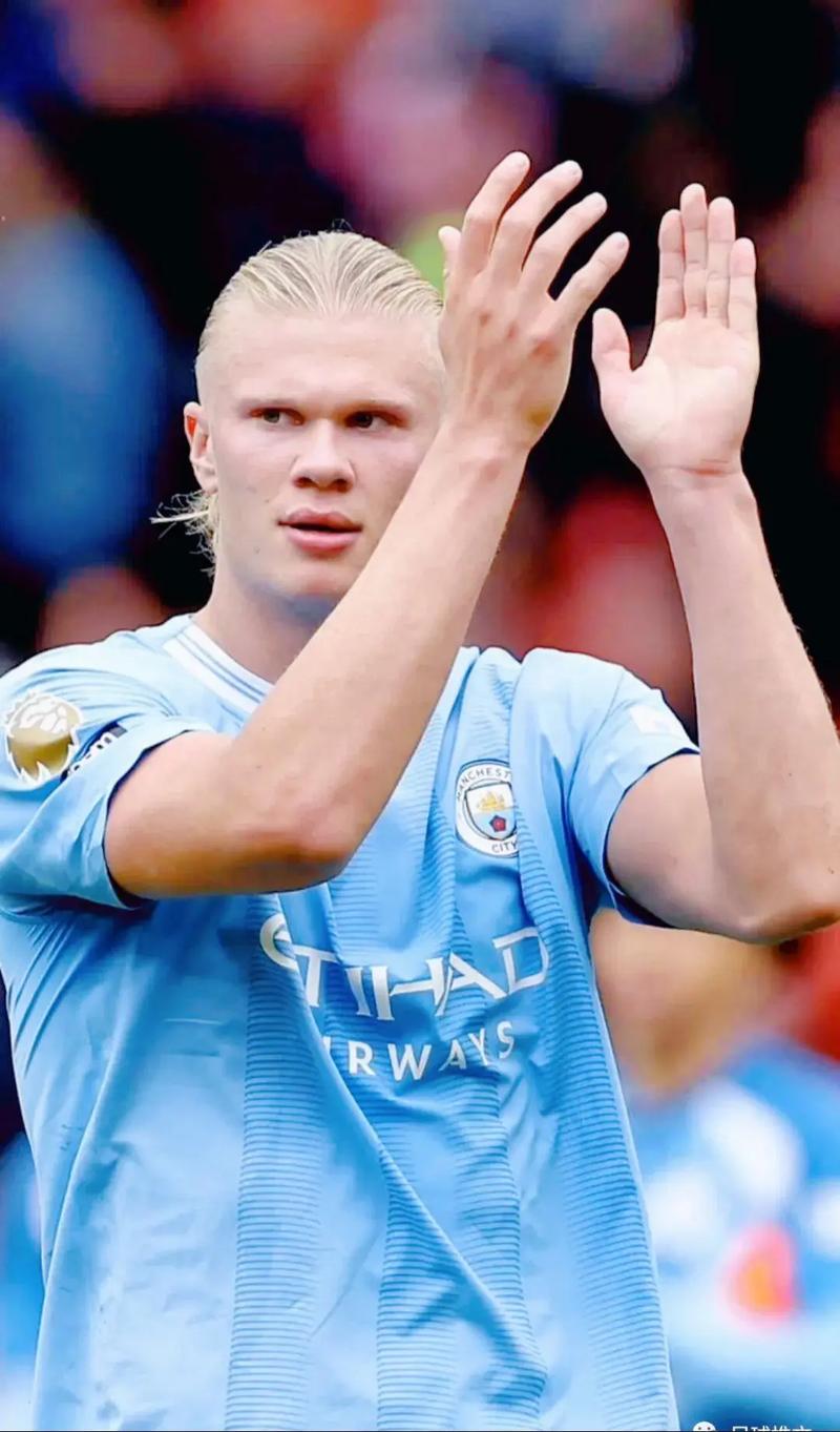 记者：前意大利国脚、国米旧将坎德雷瓦将出任意大利U15助教