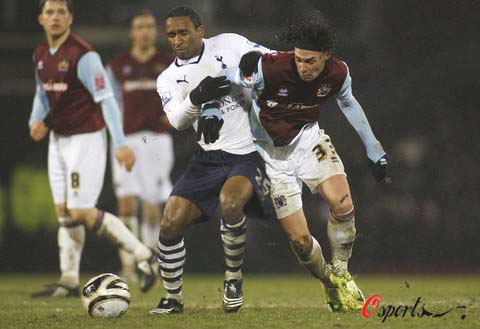 桑托斯主席：我们想和内马尔续约至明年世界杯，将很快谈判