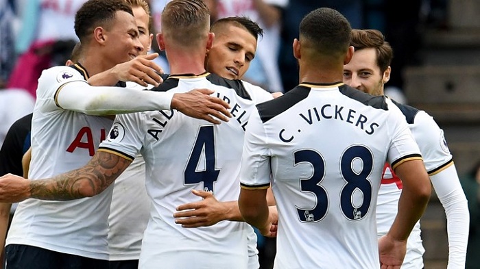 德甲半场：曼赞比破门，海登海姆0-1弗赖堡