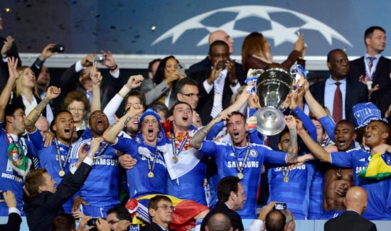 佩里西奇谈赢利物浦：球队表现很出色，首要目标是晋级淘汰赛