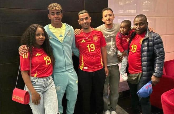 杰伦·约翰逊是第二位在25岁前完成20+18+16的球员