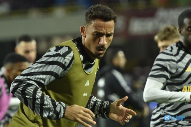 王钰栋承受多重压力，U21、中超、全运会三线作战疲惫不堪